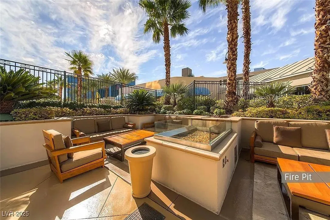 Apartment Mgm High Floor Strip And Sphere View Las Vegas United States