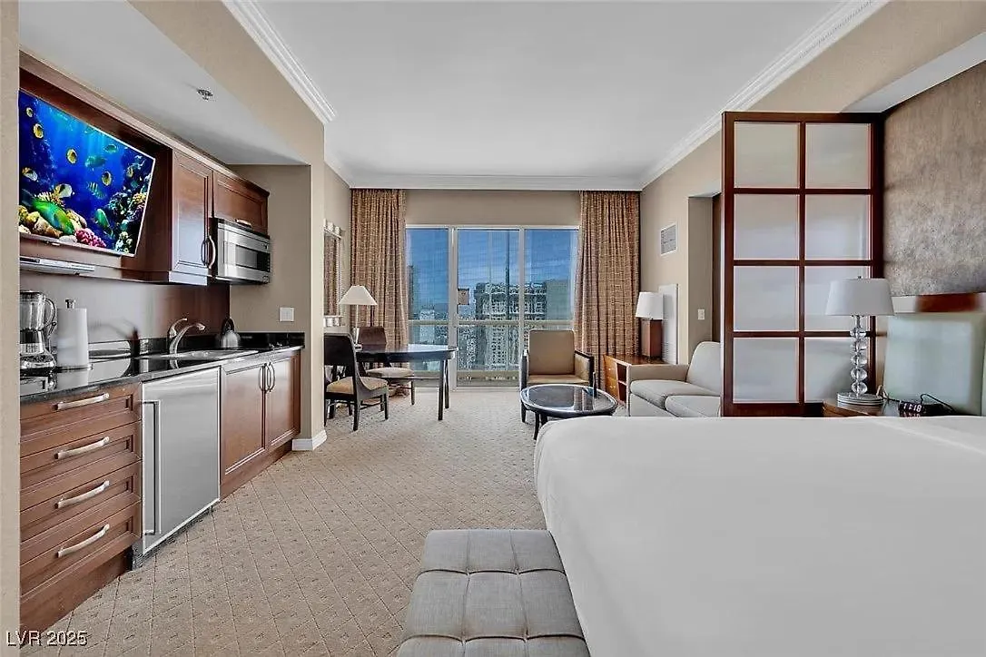 Mgm High Floor Strip And Sphere View Las Vegas Apartment
